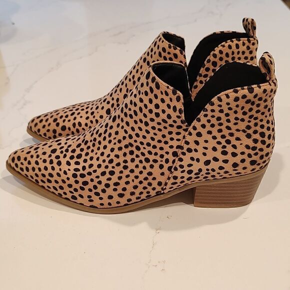 Cheetah Print Slip On Ankle Boots Size 7 - Picture 1 of 7
